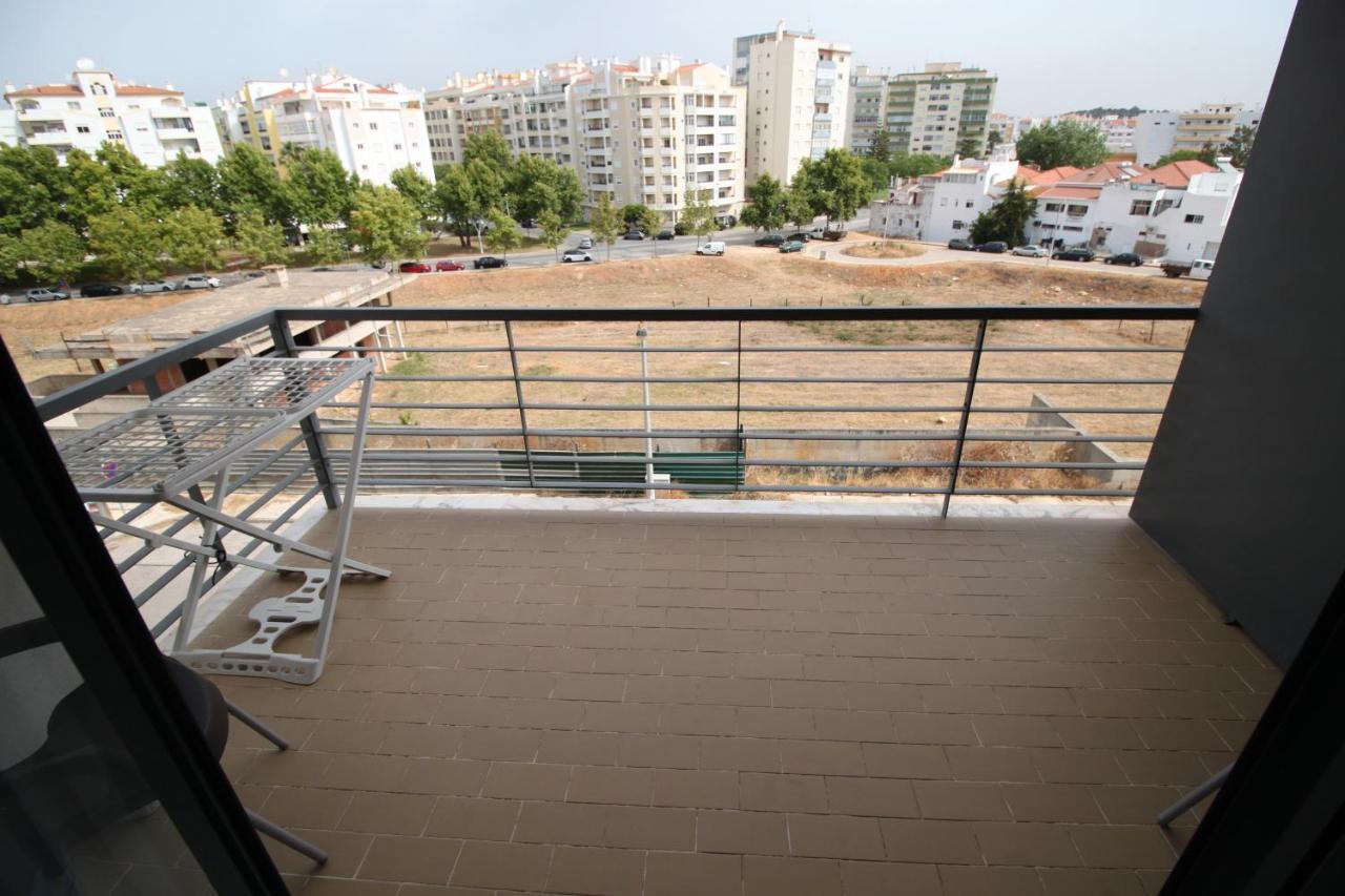 Urban Beach - Apartamento Por Do Sol Портиман Екстериор снимка